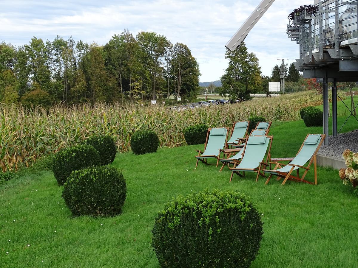 Stausee-Hotel Metzingen  Luaran gambar
