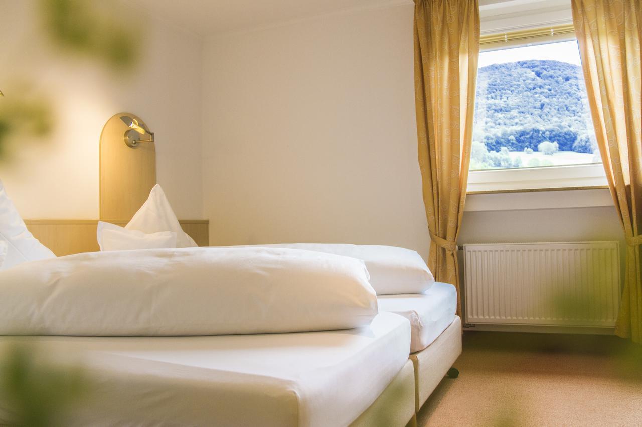 Stausee-Hotel Metzingen  Luaran gambar