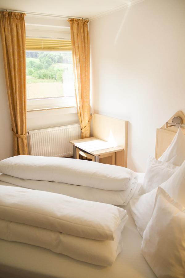 Stausee-Hotel Metzingen  Luaran gambar