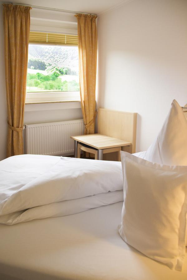 Stausee-Hotel Metzingen  Luaran gambar