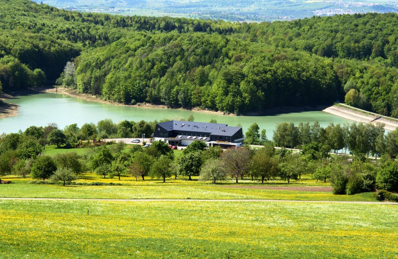 Stausee-Hotel Metzingen  Luaran gambar